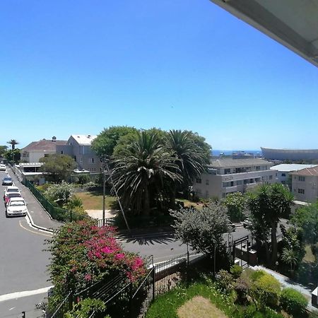 Portswood Mews - Chic White Studio Apartment Green Point كيب تاون المظهر الخارجي الصورة
