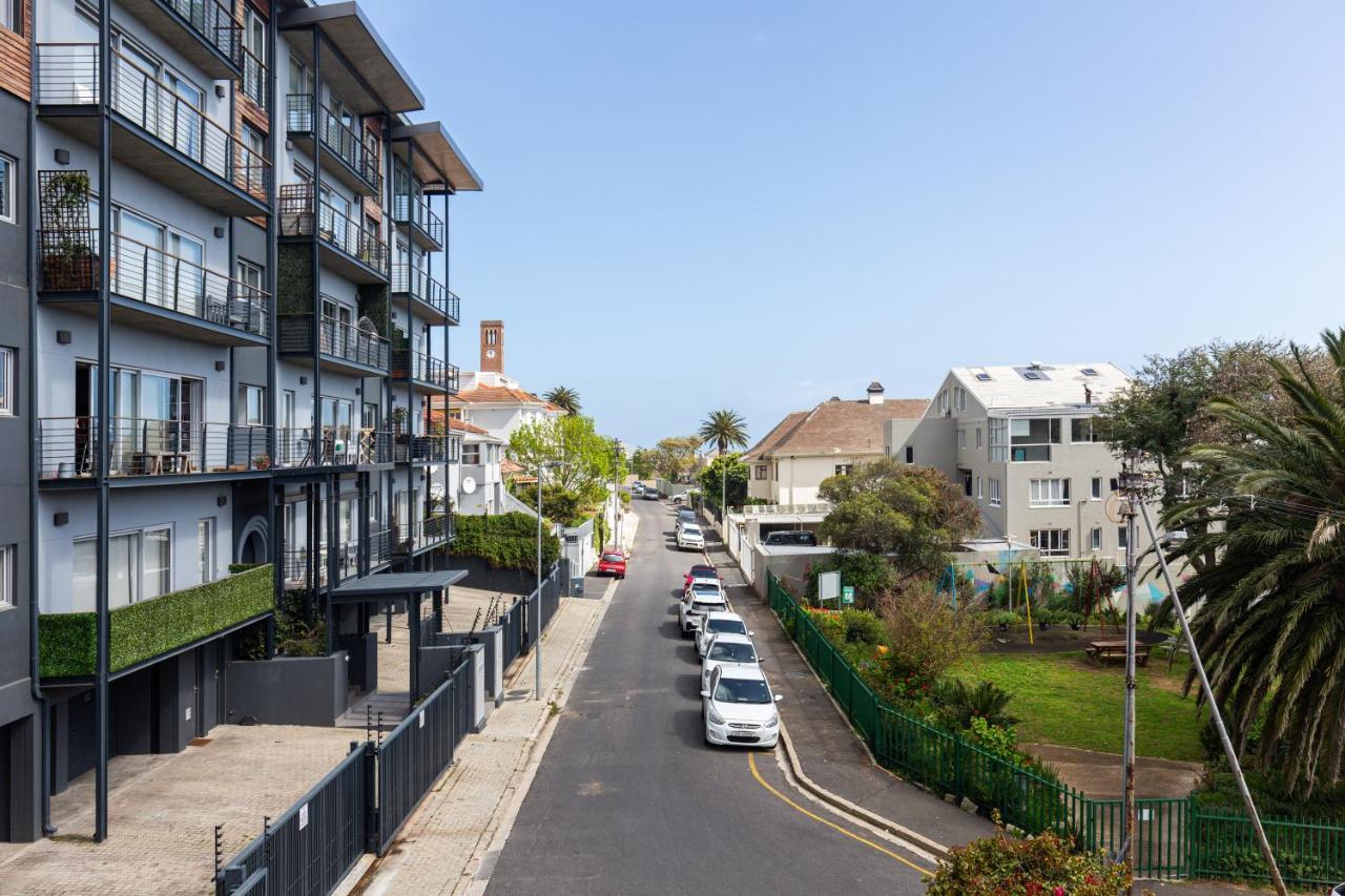 Portswood Mews - Chic White Studio Apartment Green Point كيب تاون المظهر الخارجي الصورة